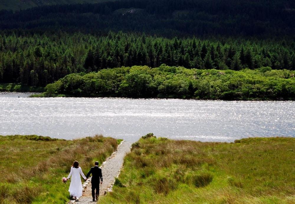 Lough Inagh Lodge Hotel Recess Exterior photo