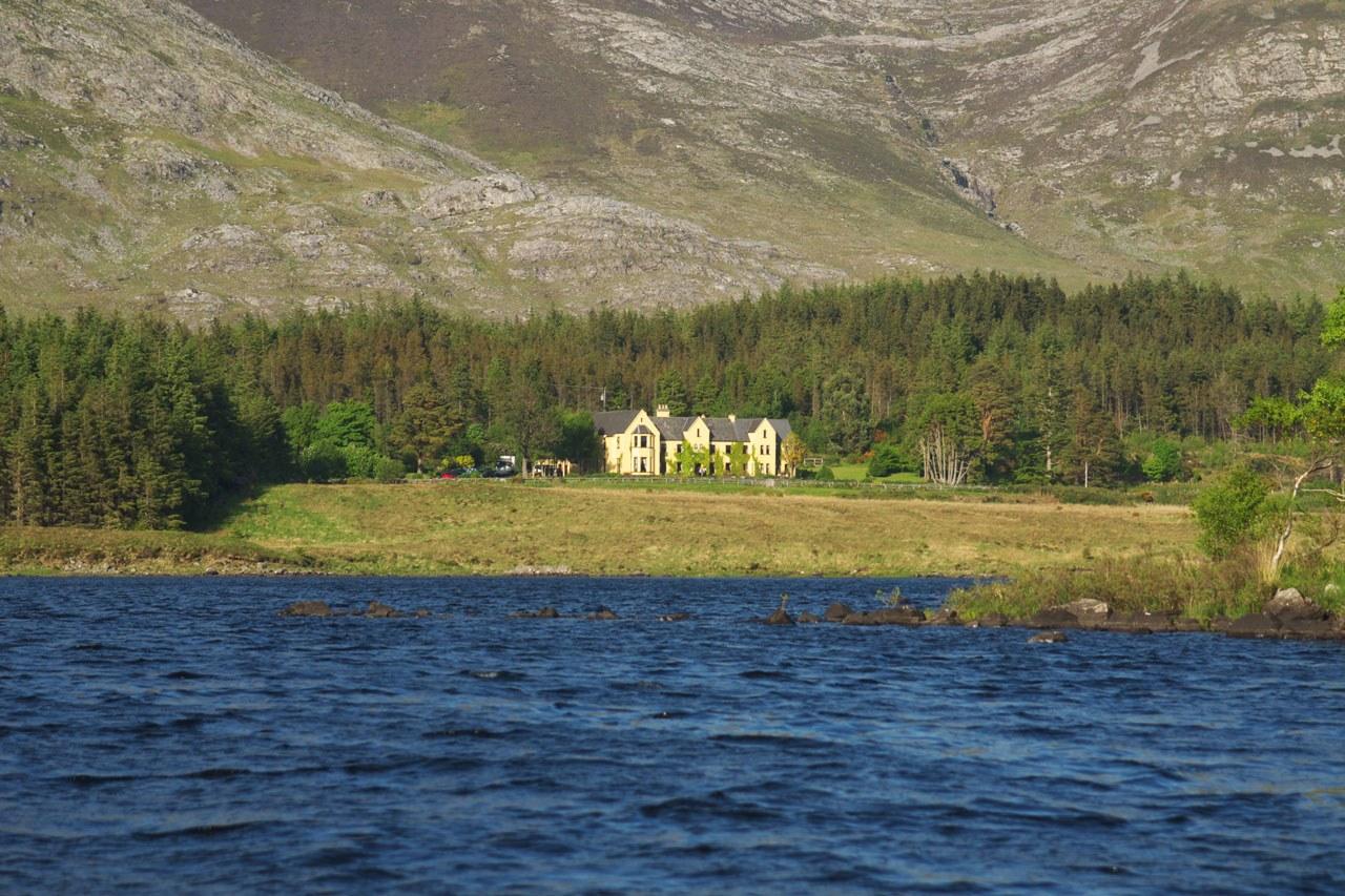 Lough Inagh Lodge Hotel Recess Exterior photo