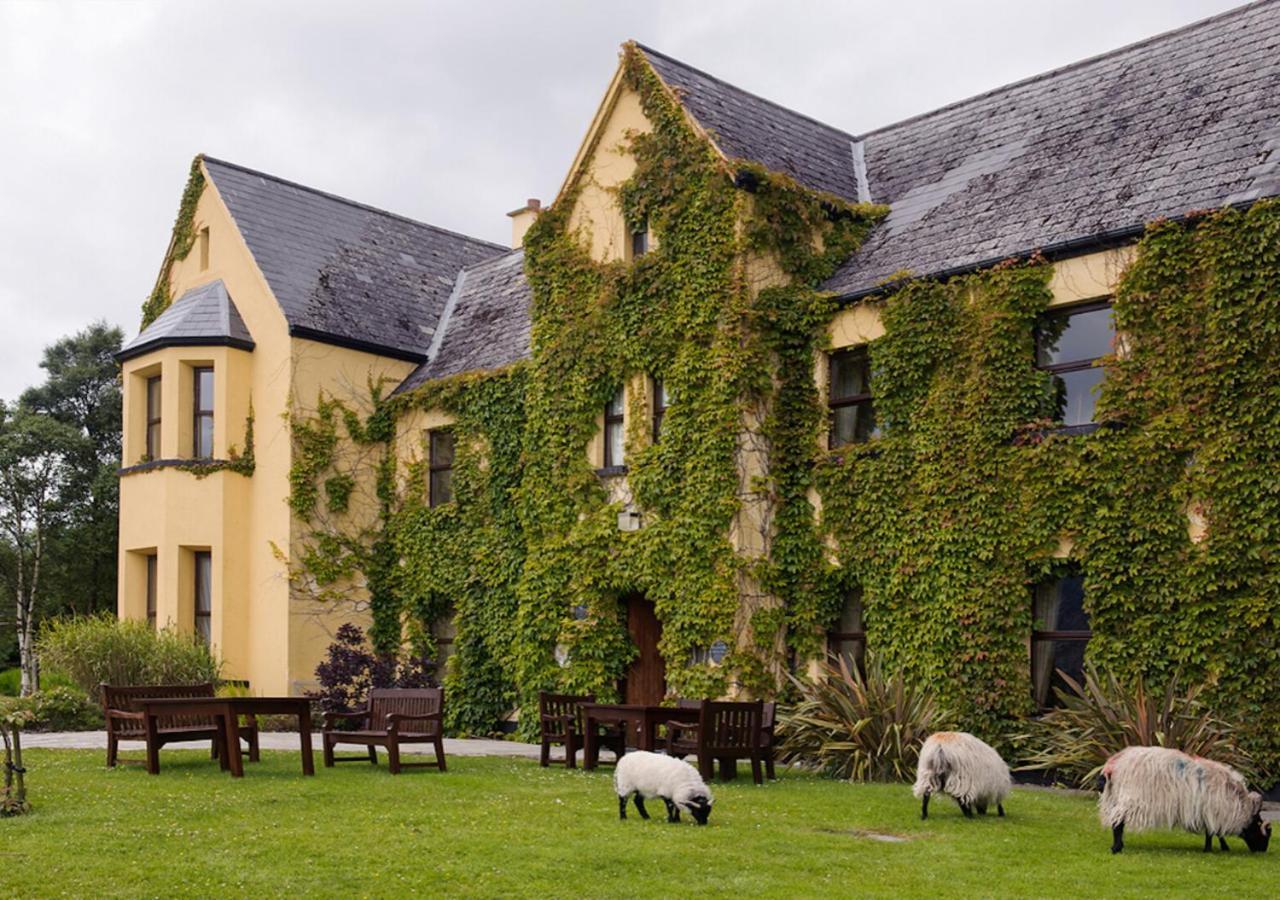 Lough Inagh Lodge Hotel Recess Exterior photo