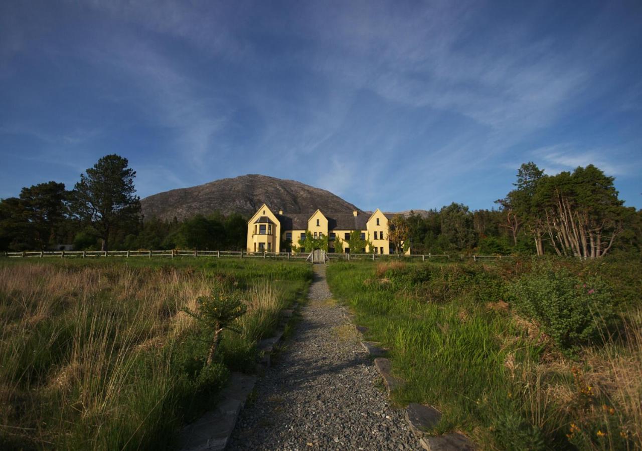 Lough Inagh Lodge Hotel Recess Exterior photo